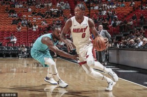 关于赛前夏洛特黄蜂再遭质疑：CBA季后赛节点到来，气氛紧张，轮换策略成焦点的信息