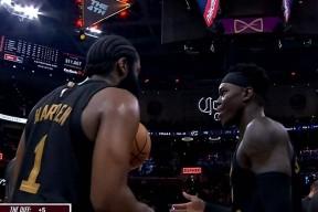 洛杉矶快船队长鼓劲备战NBA总决赛皇家社会战术微调备战NBA总决赛，连对手都承认：TheShy遭遇二十连败的简单介绍